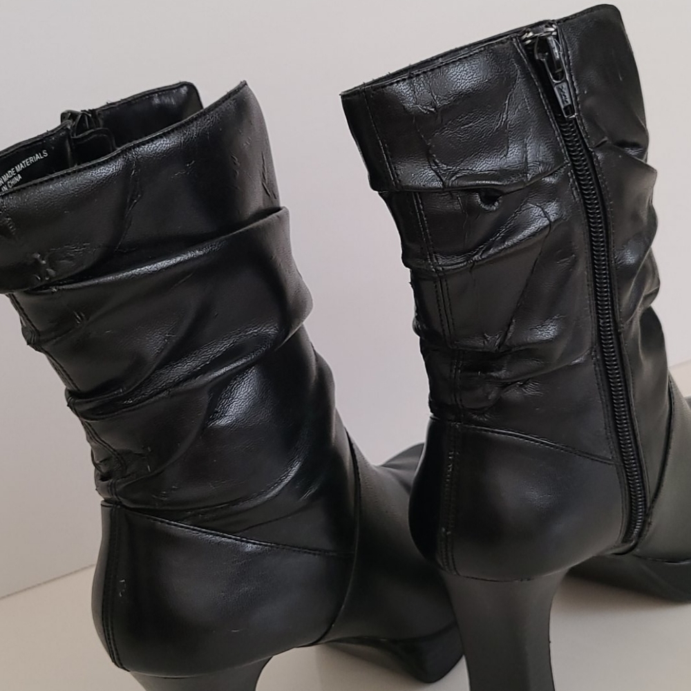 ๐ฅSEE NEW LISTING๐ฅ Diba Boots - Picture 10 of 16